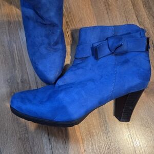 Suede Bow Ankle Boots - Blue Size 11